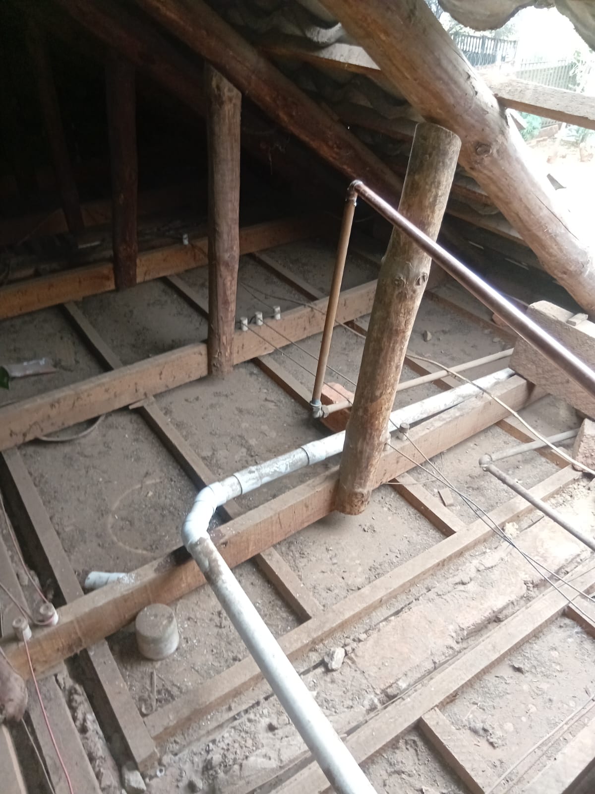 Empty roof space before geyser installation